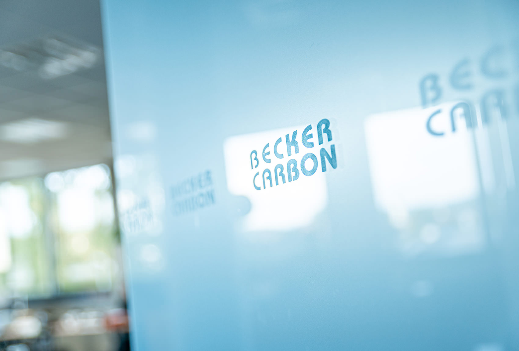 Becker Carbon Besprechungsraum mit Glasfront